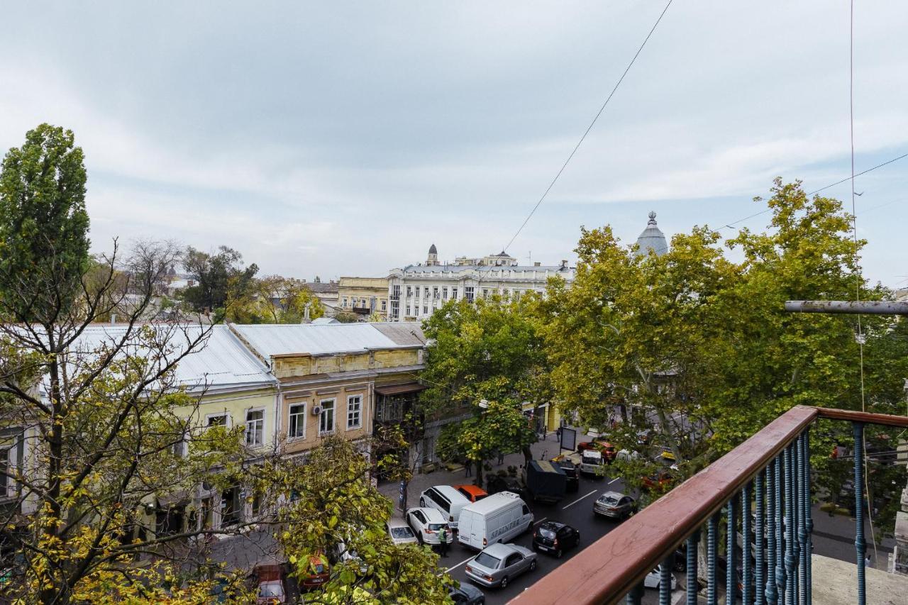 2 Bedroom On Deribasovskaya Str. Odessa Buitenkant foto